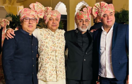 Stylish barati safa and pagri tying service for weddings in Delhi