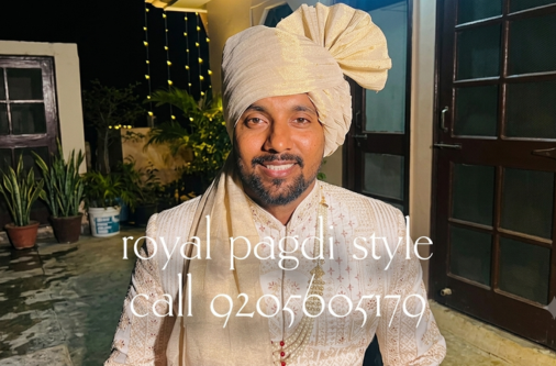 Pagdi Bandhne Wala in Delhi NCR